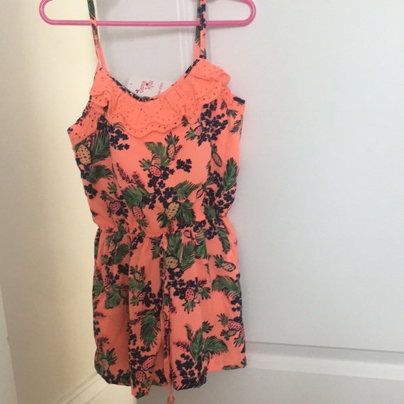 Other - Cute Summer Romper Other - Cute Summer Romper